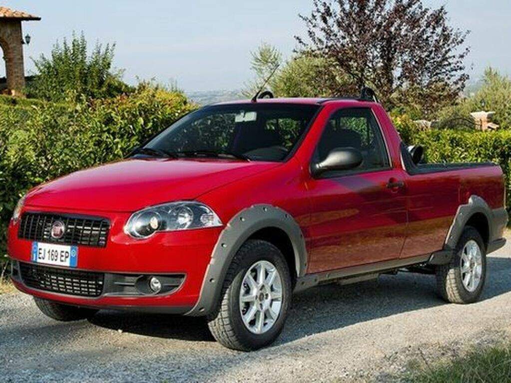 Fußmatten für Fiat Strada 2012 - 2020