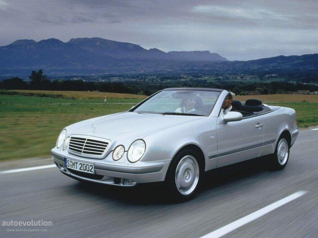 Kofferraummatten für Mercedes CLK A208/C208 1998 - 2003