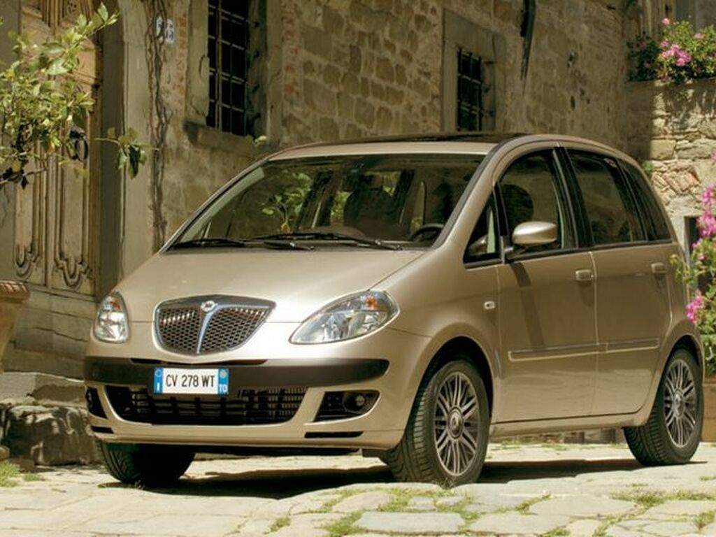 Kofferraummatten für Lancia Musa 2004 - 2012