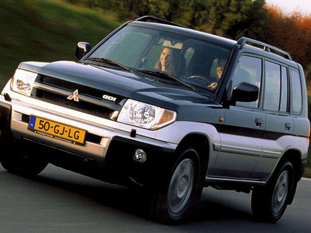 Fußmatten für Mitsubishi Pajero 2000 - 2006