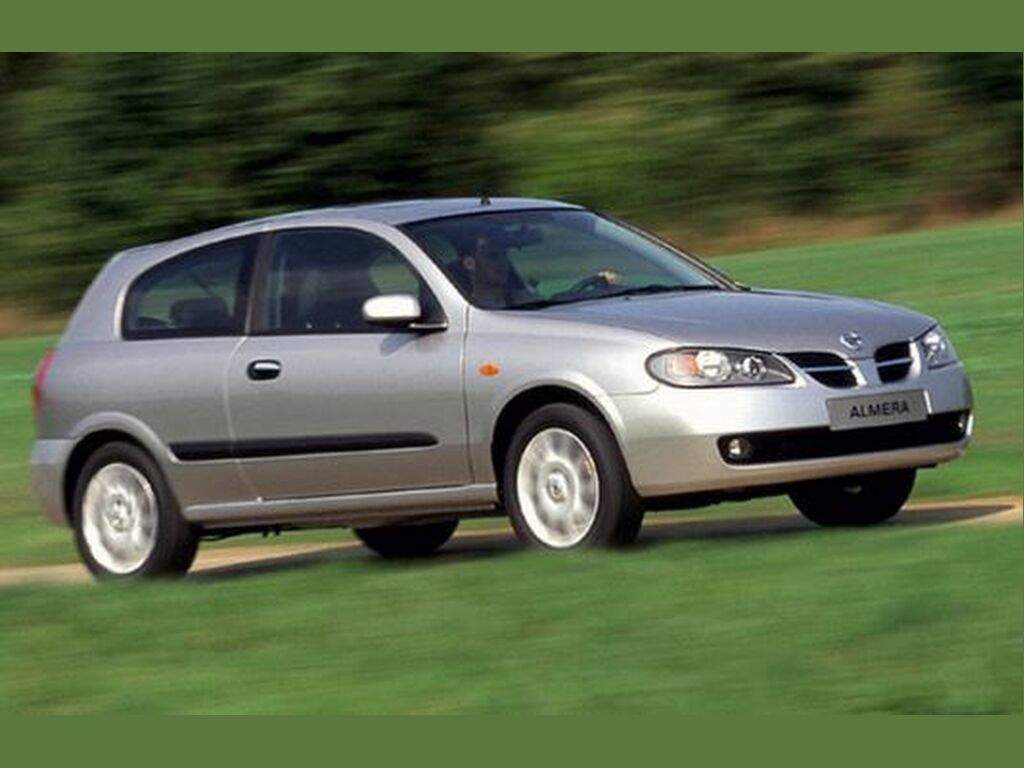 Fußmatten für Nissan Almera 2000 - 2007