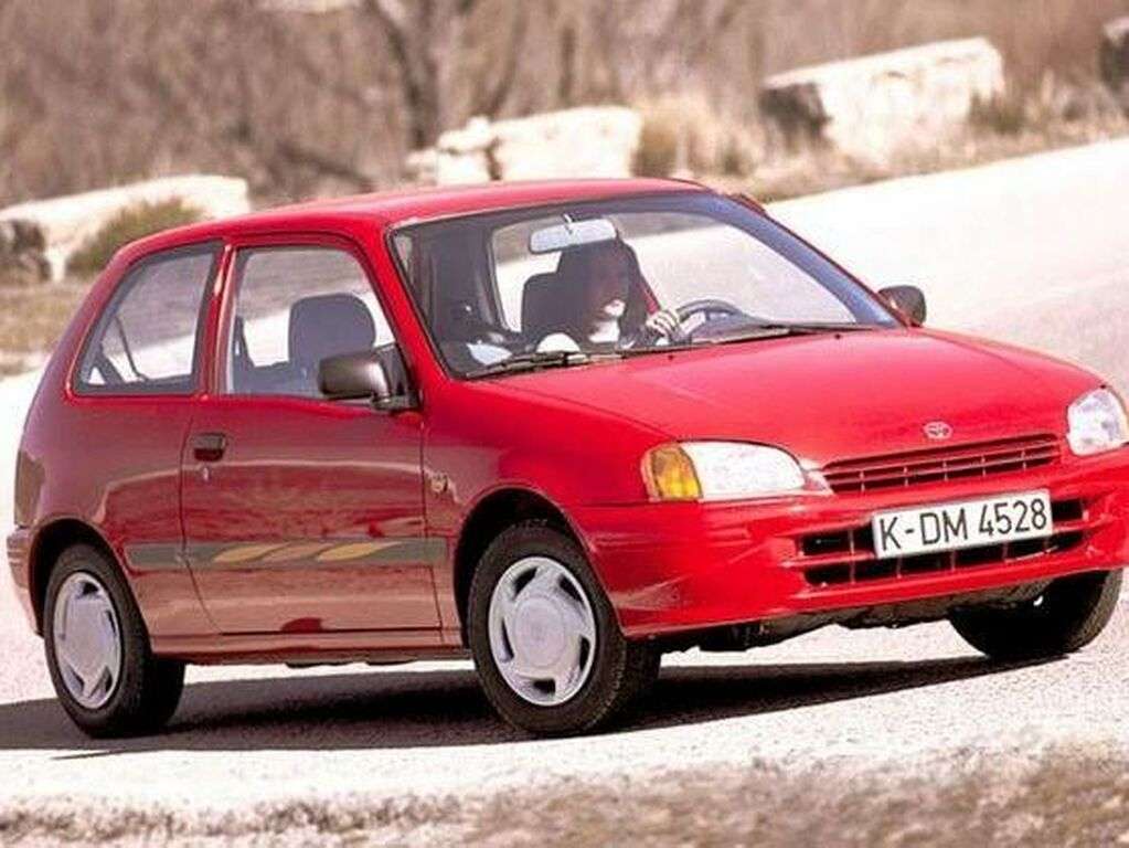 Fußmatten für Toyota Starlet 1996 - 1999