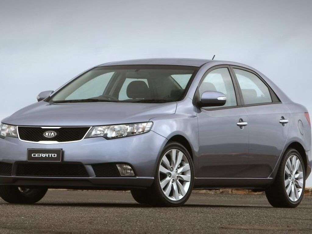 Fußmatten für Kia Cerato 2004 - 2008