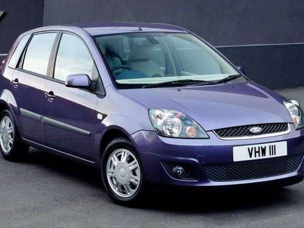 Kofferraummatten für Ford Fiesta 2005 - 2008