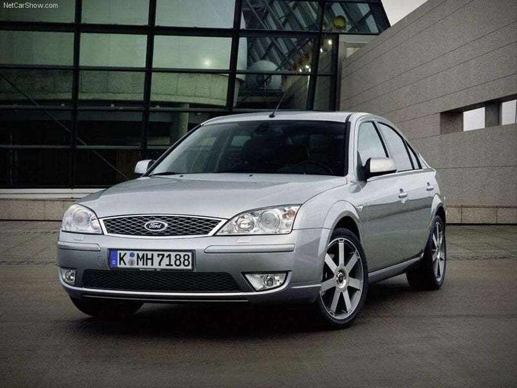Kofferraummatten für Ford Mondeo 2000 - 2007