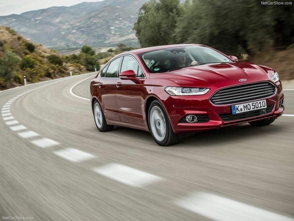 Fußmatten für Ford Mondeo 2015 - 2019