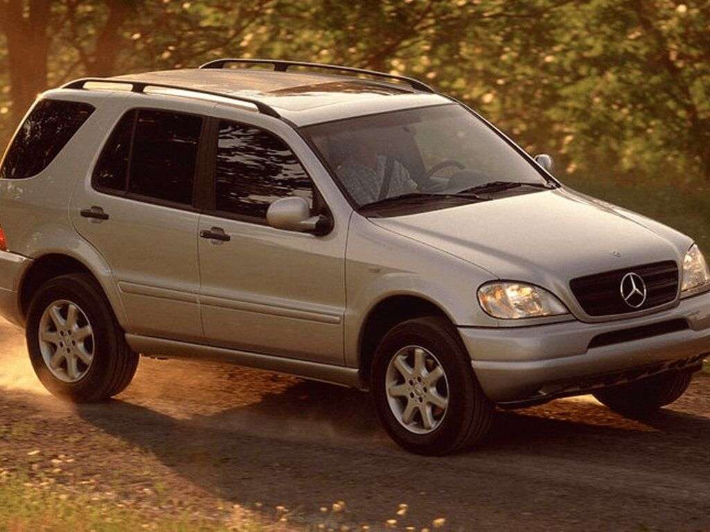 Fußmatten für Mercedes M-Klasse W163 1997 - 2005