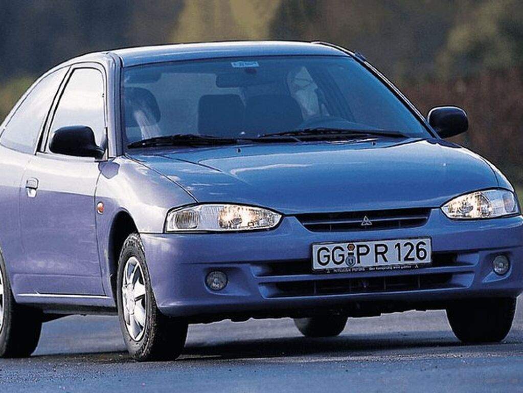 Fußmatten für Mitsubishi Colt 1998 - 2004