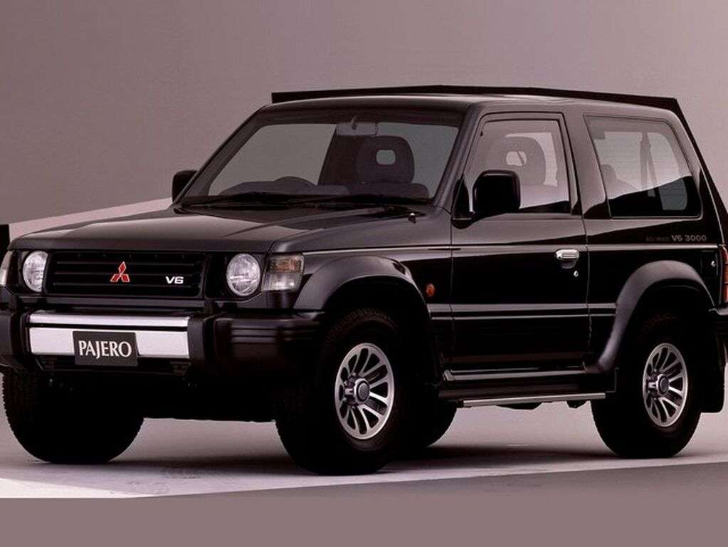 Fußmatten für Mitsubishi Pajero 1991 - 1998