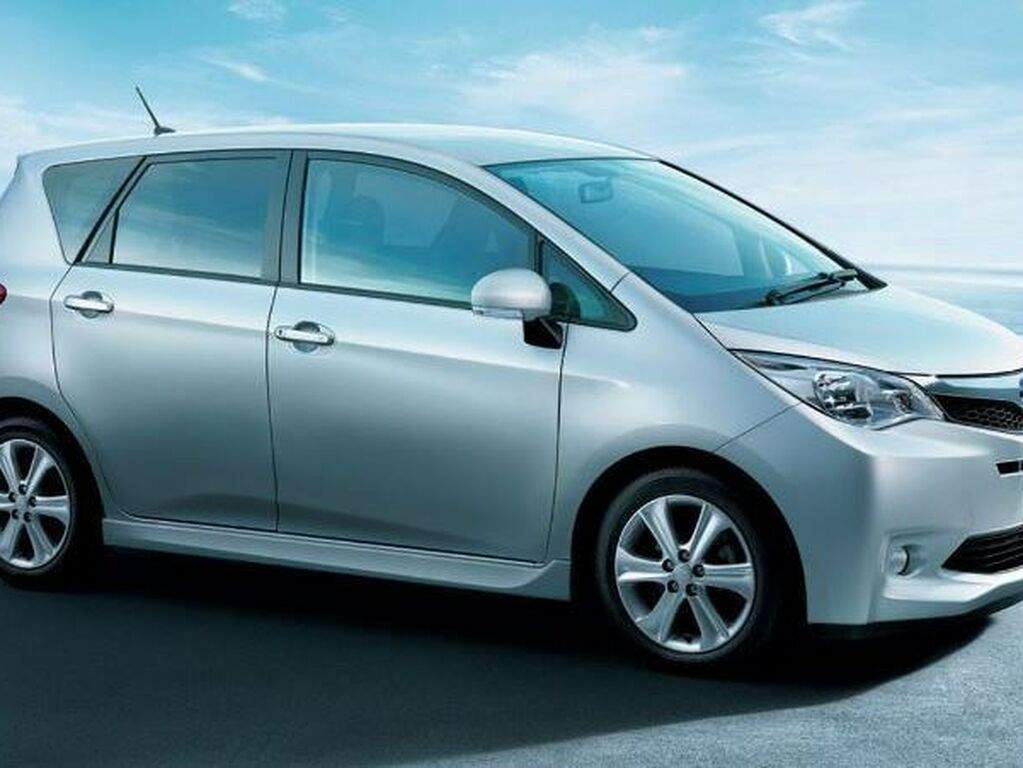 Fußmatten für Subaru Trezia 2011 - 2014