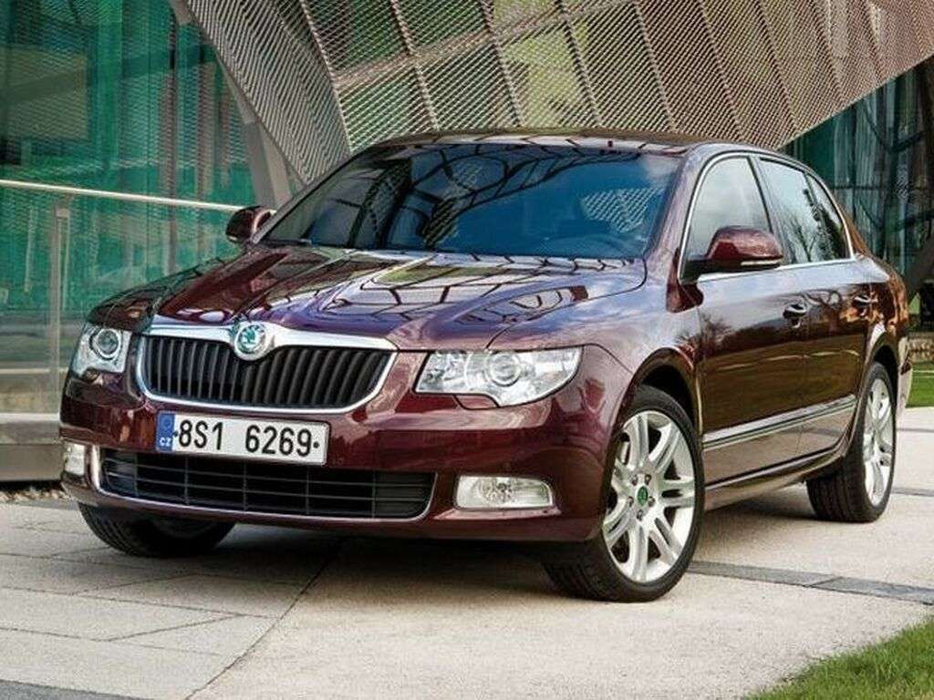 Fußmatten für Skoda Superb 2008 - 2015