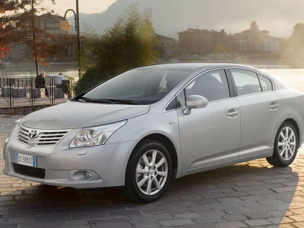Fußmatten für Toyota Avensis 2009 - 2012