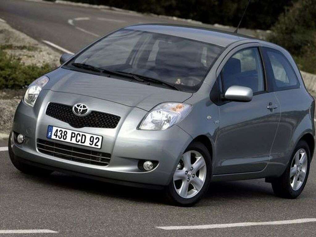 Fußmatten für Toyota Yaris 2006 - 2011