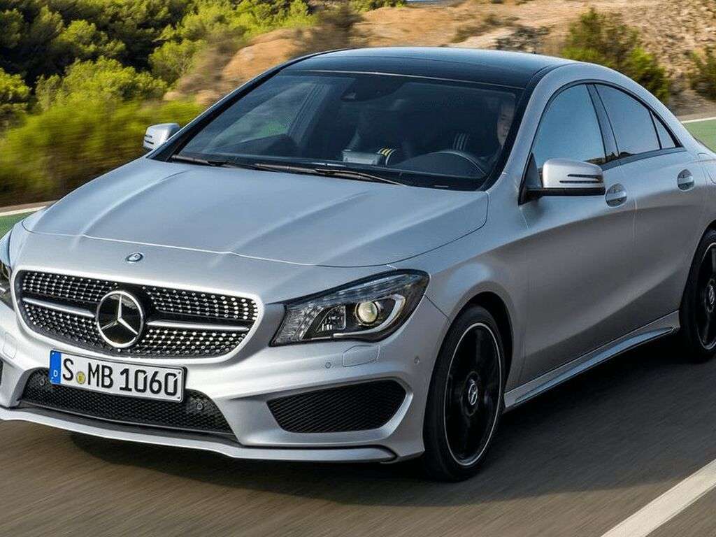 Fußmatten für Mercedes CLA C117/X117 2013 - 2019