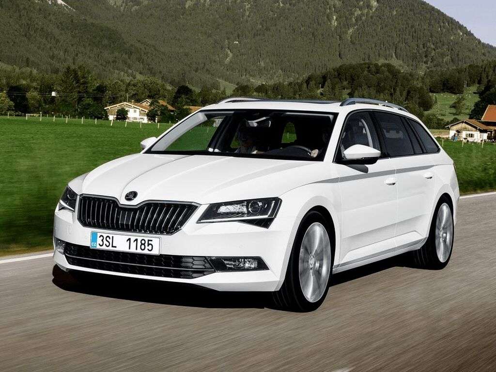 Fußmatten für Skoda Superb 2015 - 2019