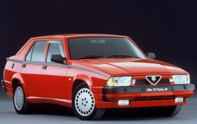 HMK TitleCarMatsBefore Alfa Romeo 75. 
